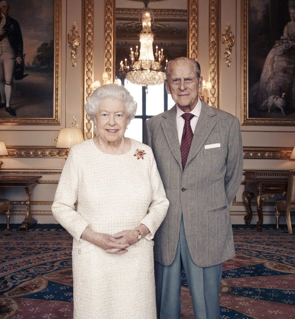 70 лет вместе: праздничные фото Елизаветы II и принца Филиппа