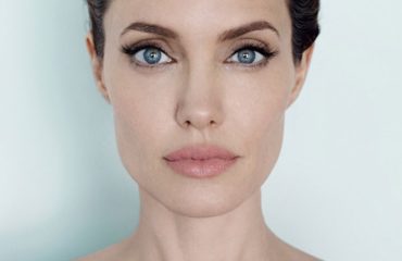 Анджелина Джоли призвала прекратить насилие над женщинами в Украине
