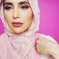 Впервые в истории: девушка в хиджабе снялась в бьюти-рекламе