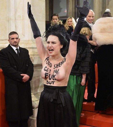 Скандал с Femen в Вене: все, что нужно знать об акции против Порошенко