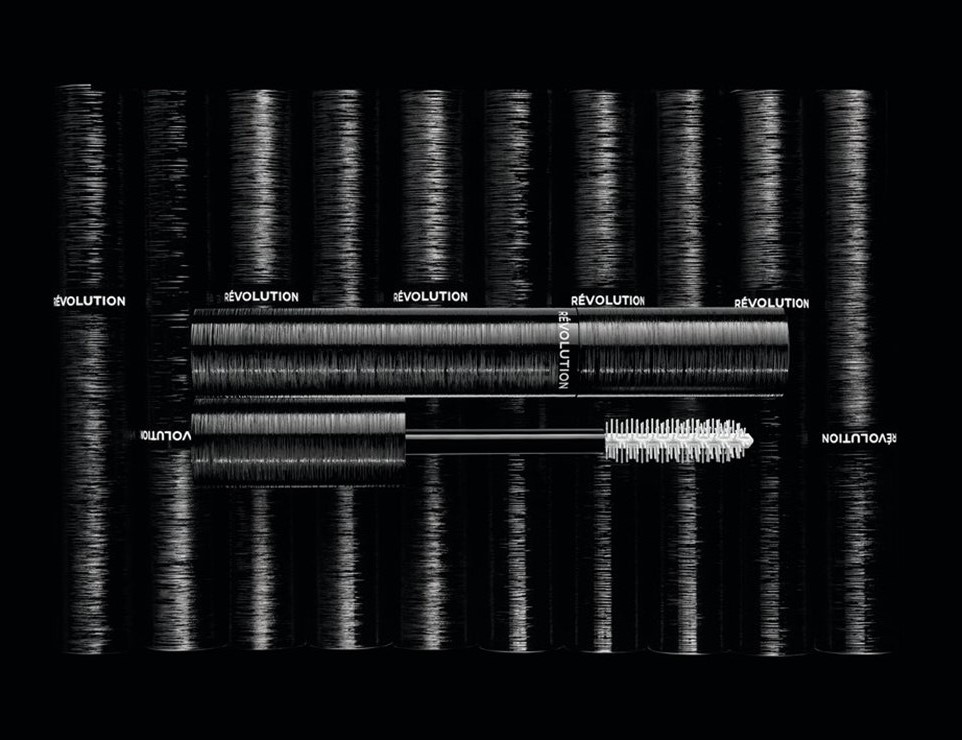 Chanel первыми в мире будут печатать щеточки для туши на 3D-принтере