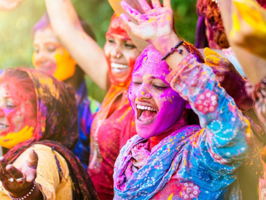 Праздник весны и ярких красок Холи в Индии: история и традиции