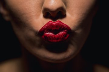 Как сделать губы объемными: 5 простых советов