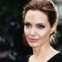 Анджелину Джоли экстренно госпитализировали в США – СМИ