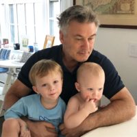 Снова сын: 60-летний Алек Болдуин стал отцом в пятый раз
