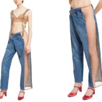 Интернет шокировали странные джинсы, которые нужно носить без белья