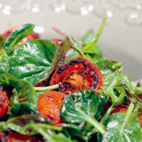 Рецепт салата с жареными помидорами