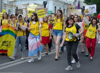 "Марш Равенства" в Киеве: нардепы, радужные флаги и поддержка звезд