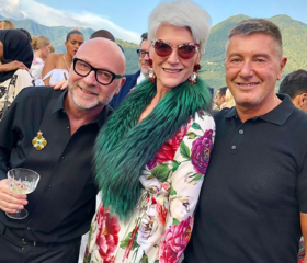70-летняя Мэй Маск приняла участие в показе Dolce & Gabbana