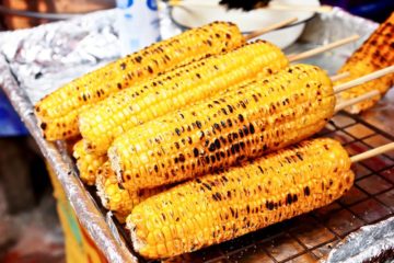 Разгар сезона: кукуруза на гриле с пармезаном