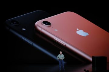 "Спасибо, что выпустили то же самое": в Huawei высмеяли новые iPhone от Apple
