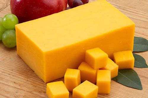 Ученые из Австралии назвали вид сыра, который можно есть на ночь