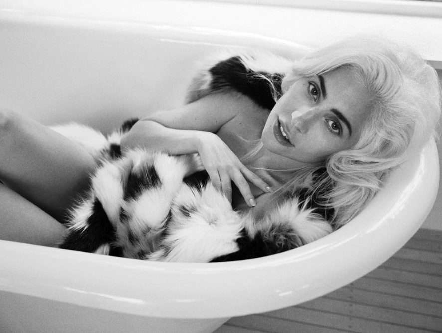 Леди Гага снялась для обложки американского Vogue и дала откровенное интервью
