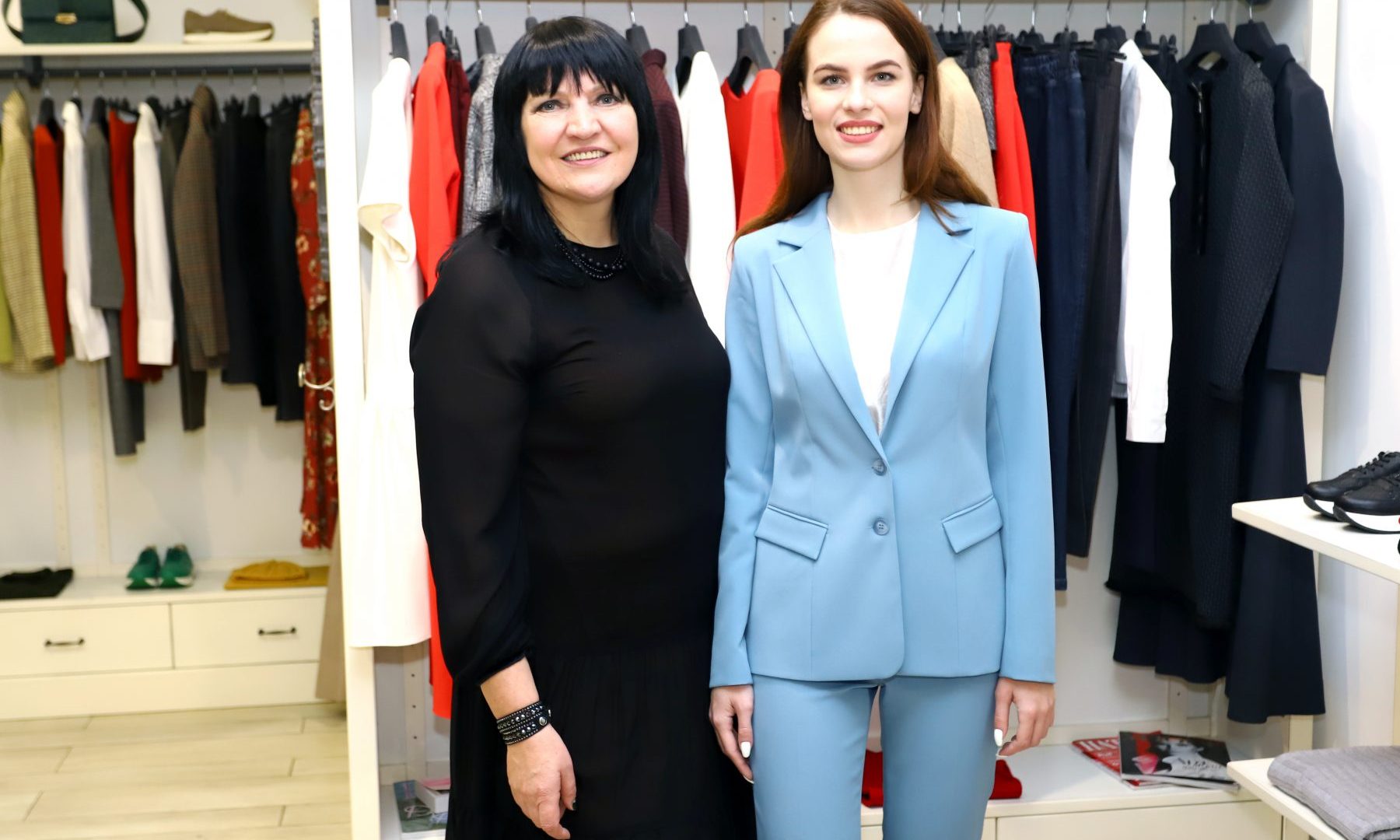 Букингемский дворец разрешил украинскому дизайнеру пошить наряд для Меган Маркл