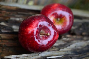 Диетолог назвала топ-3 неизвестных факта о яблоках