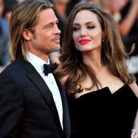 Официально: Анджелина Джоли и Брэд Питт все еще женаты