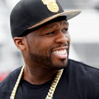 Рэппер 50 Cent “насолил” конкуренту, выкупив 200 билетов на его концерт