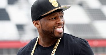 Рэппер 50 Cent "насолил" конкуренту, выкупив 200 билетов на его концерт
