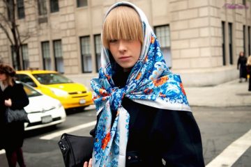 Как носить платок в волосах: 5 стильных идей из Instagram