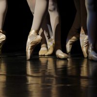 “Под волной”: мировые звезды балета презентуют в Киеве спектакль о любви и преодолении