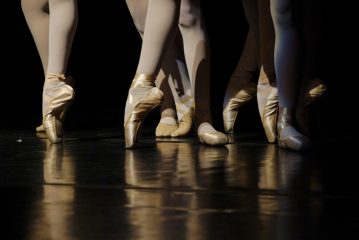 "Под волной": мировые звезды балета презентуют в Киеве спектакль о любви и преодолении