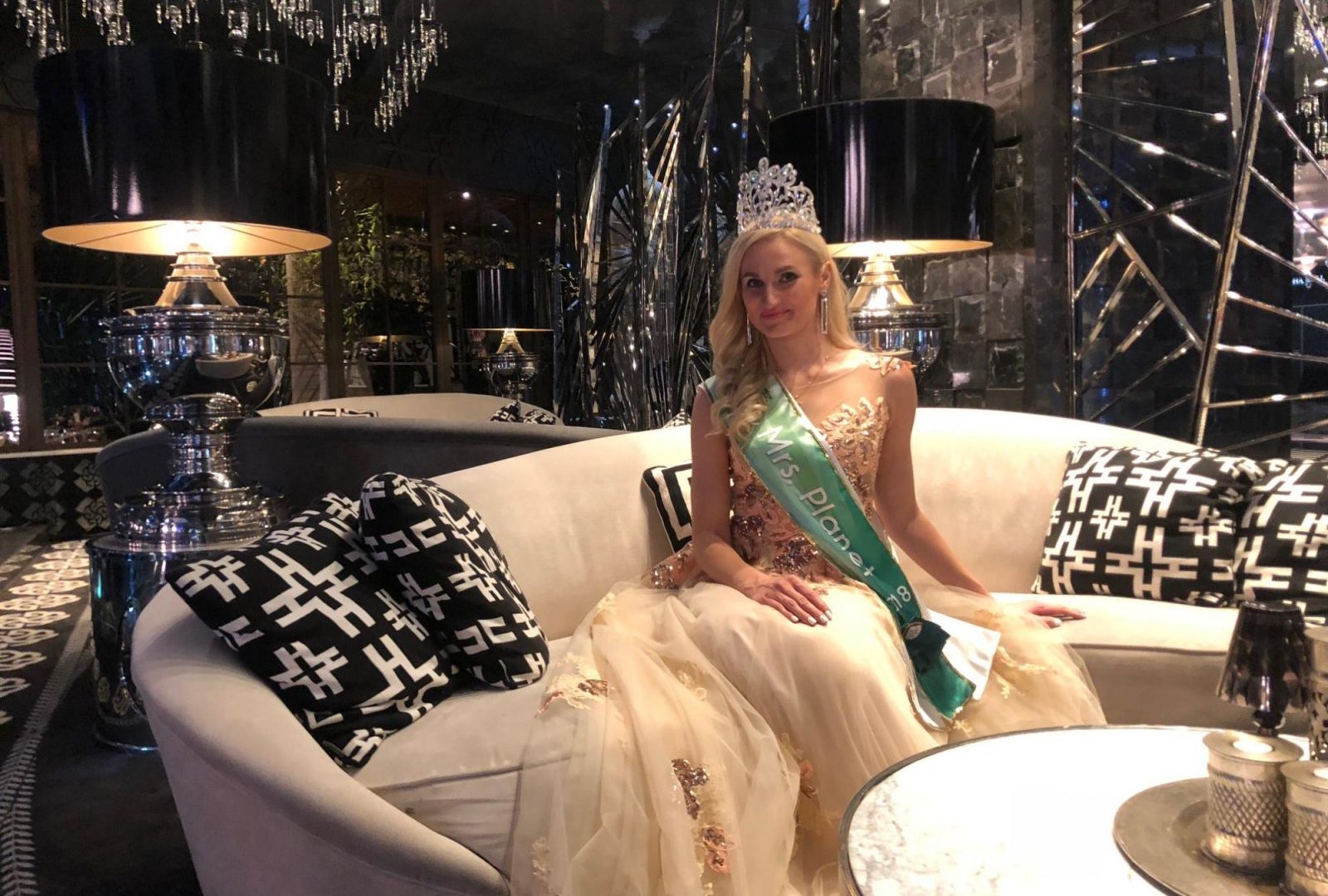 Украинка победила в конкурсе "Миссис Планета 2018"
