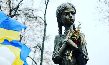 Украина почтила память жертв голодоморов