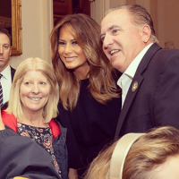 Меланья Трамп сделала приятный сюрприз посетителям Белого дома