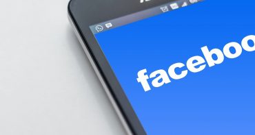 Компания Facebook представила сервис для групповых видеозвонков