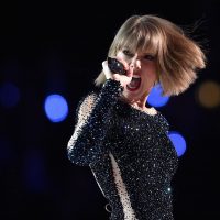 За считанные часы до церемонии: Тейлор Свифт отменила свое выступление на Grammy