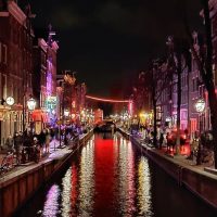 В Амстердаме намерены изменить знаменитый квартал Красных фонарей