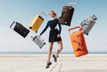 Карли Клосс и чемоданы в небе: как выглядит новый кампейн Louis Vuitton