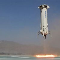 Компания Безоса снова испытала ракету для космических туристов