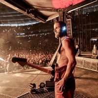 Музыканты Rammstein поддержали российское ЛГБТ-сообщество поцелуем