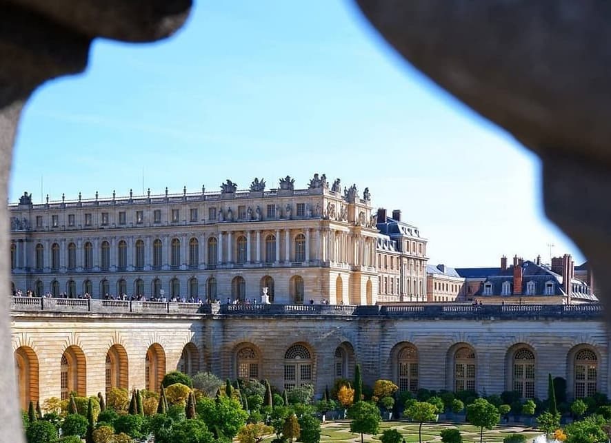 По Версальскому дворцу можно прогуляться в виртуальной реальности