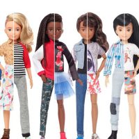Компания Mattel выпустила гендерно-нейтральных Барби