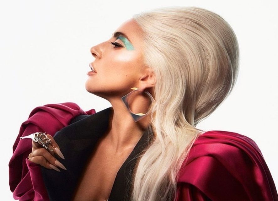 "Не считаю себя красивой": Леди Гага откровенно рассказала о своей внешности