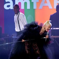 Кристина Агилера в фантазийном образе посетила вечер amfAR Gala в Лос-Анджелесе