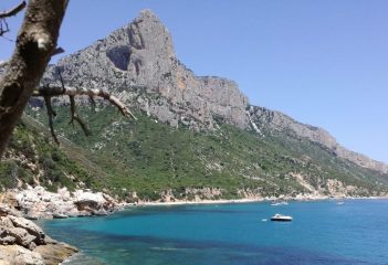 Туристов на Сардинии просят не полагаться на Google Maps