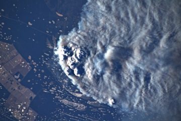 В Сети опубликовали невероятные фото, как Австралия выглядит из космоса