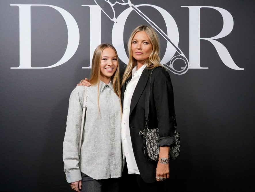 "Я хочу провести это лето со своей семьей": дочь Кейт Мосс появилась на обложке модного глянца
