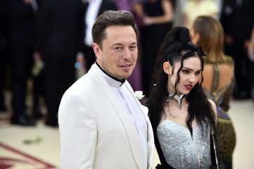 Основатель SpaceX Илон Маск и певица Граймс стали родителями