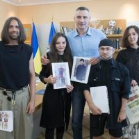 Владимир Демчинский будет разрабатывать форму для киевских муниципальных служб