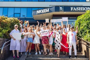 Модный митинг: в Белоруссии сотрудники fashion-индустрии присоединились к протестам