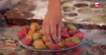 Рецепт цветных равиоли с лососем от героини шоу "Звана вечеря" Олеси Филимоненко