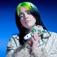 “Меняться не буду”: Билли Айлиш объяснила, почему красит волосы в зеленый