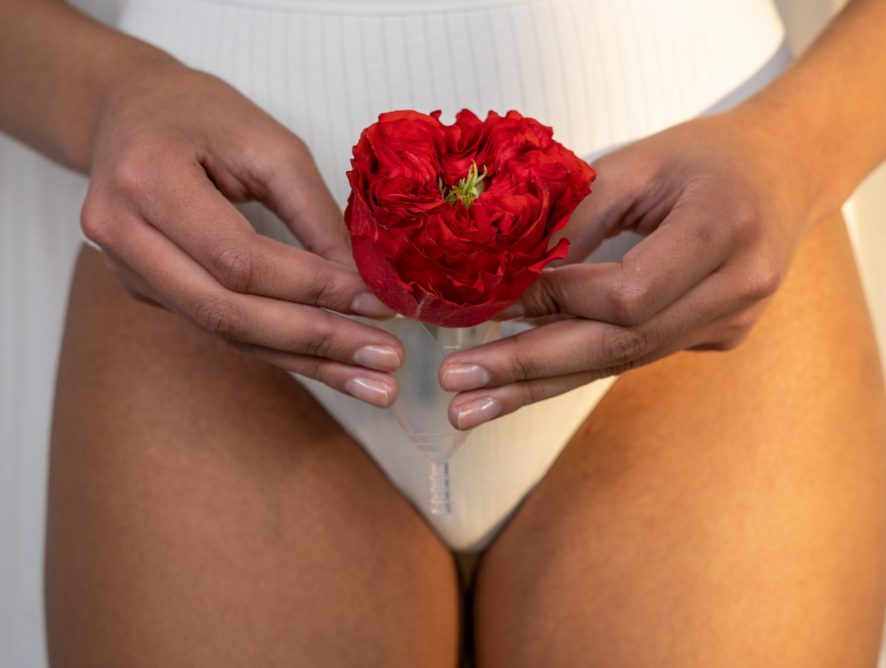Pantone создал новый оттенок, посвященный менструациям