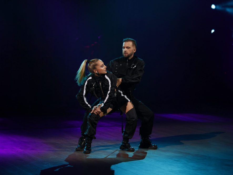 Ангел Санина и Танчинец в образе клоуна: что показали в десятом выпуске шоу "Танці з зірками"