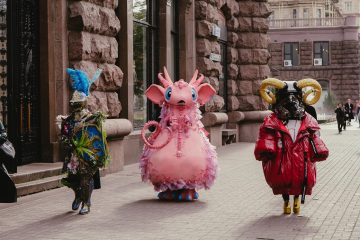 "Маскарад": фантастические герои проекта удивляли киевлян на Крещатике