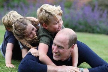 Дети Кейт Миддлтон и принца Уильяма мило пообщались с известным телеведущим